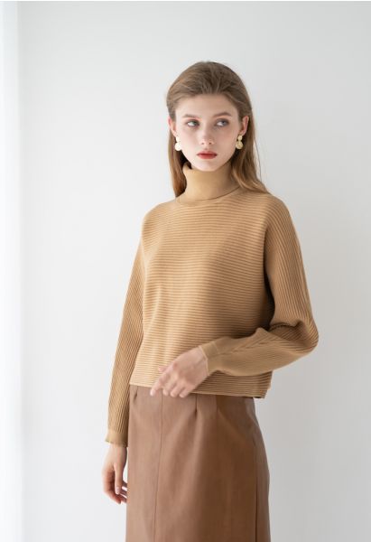 Suéter corto con cuello desbocado de punto acanalado básico en caramelo