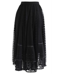 Lace Pleated Mesh Asymmetric Skirt in Black